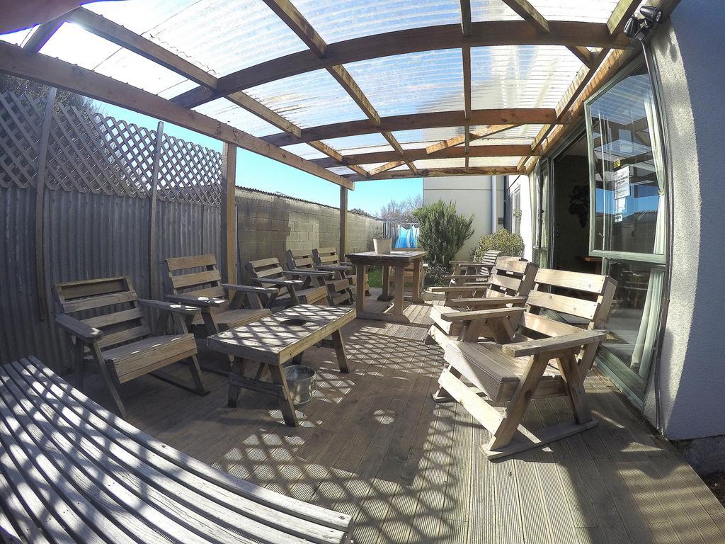 Kiwi House Hostel Крайстчърч Екстериор снимка