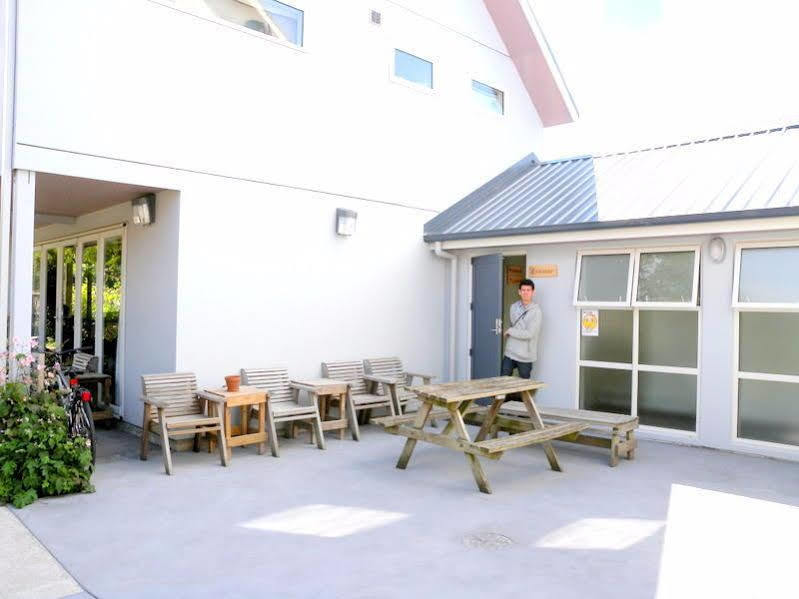 Kiwi House Hostel Крайстчърч Екстериор снимка
